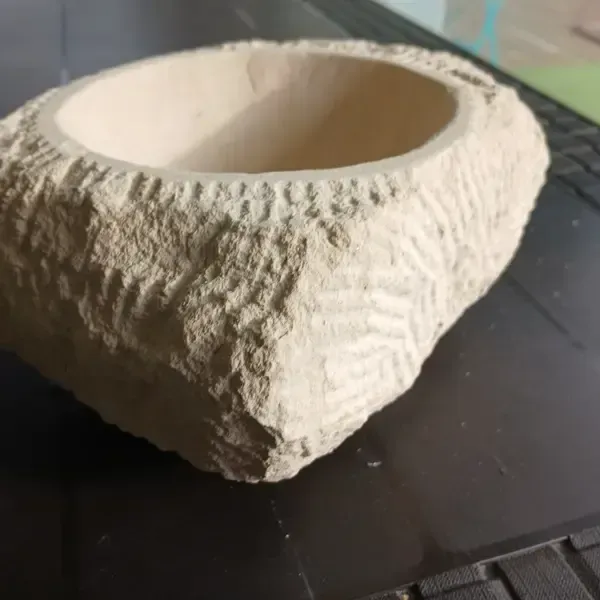 Petit cache pot ou mangeoire oiseaux